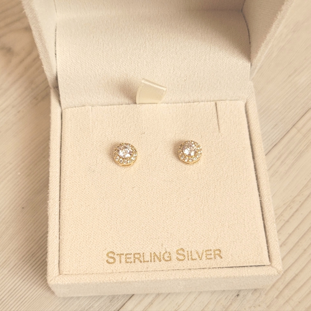 LIKE NEW in Box - Gold Sterling Silver Stud Earrings By Luleå